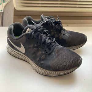 Nike Zoom Pegasus 31 black running shoes